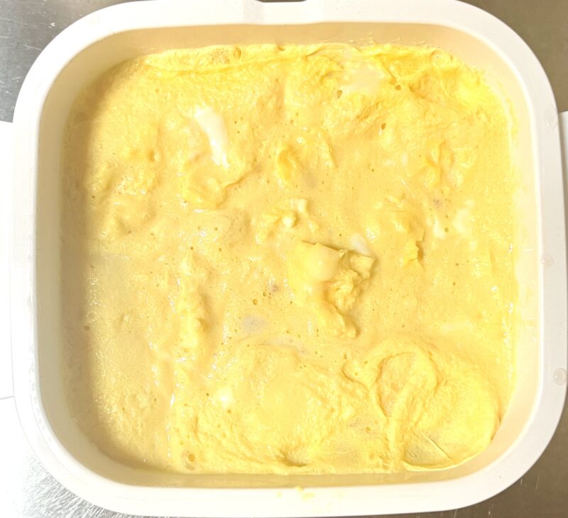 卵がしっかり固まった2回目加熱後のオムライス